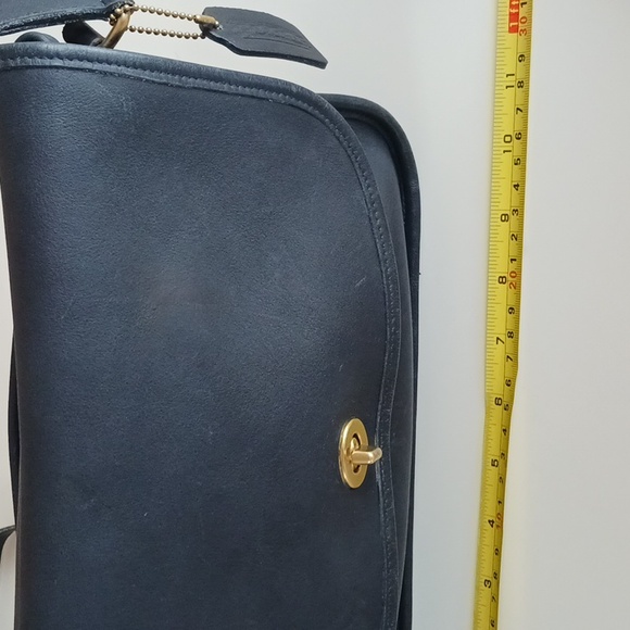 Vintage Coach City Bag #9790 - Picture 11 of 14